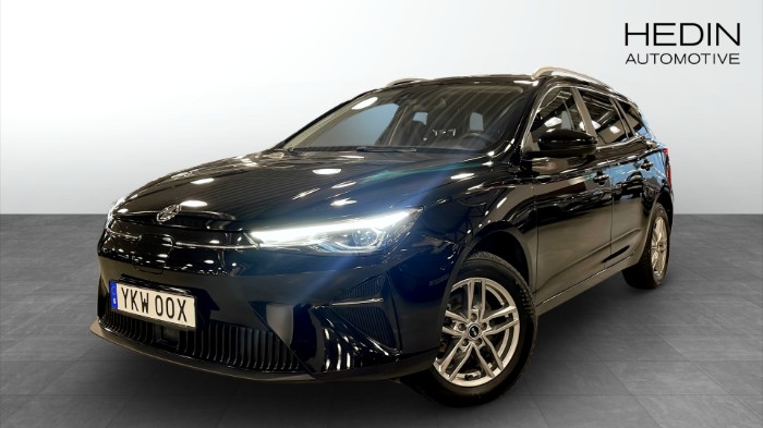 61 KWH | LUXURY | 360 | Car Play