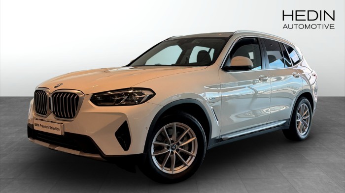 30e xDrive Sportstol HiFi Dragkrok Head-Up