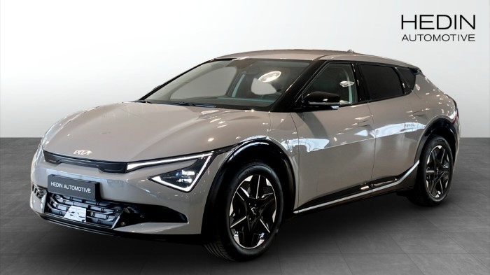 PLUS AWD