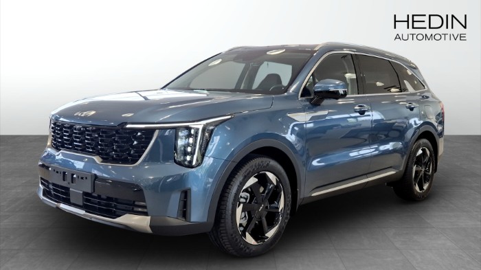 PHEV AUT AWD ADVANCE PLUS LAGERKAMPANJ!