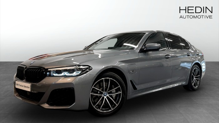 xDrive Sedan M Sport Hi-Fi Drag Comfort acc