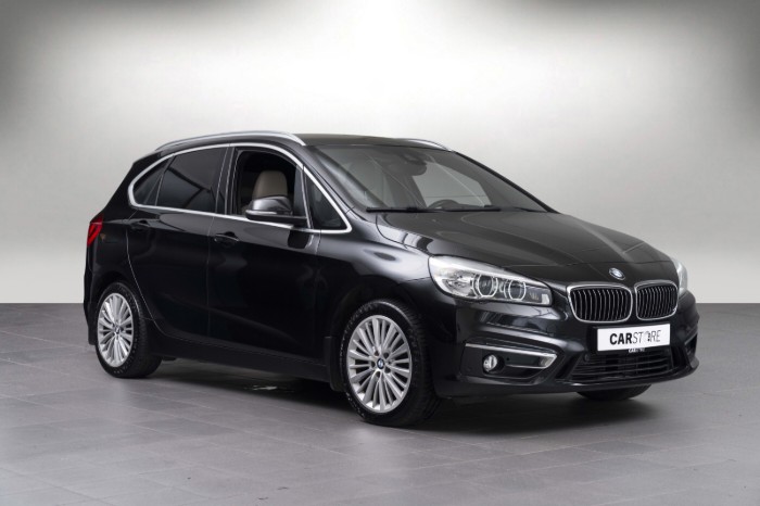 220d Active Tourer xDrive 163hk aut