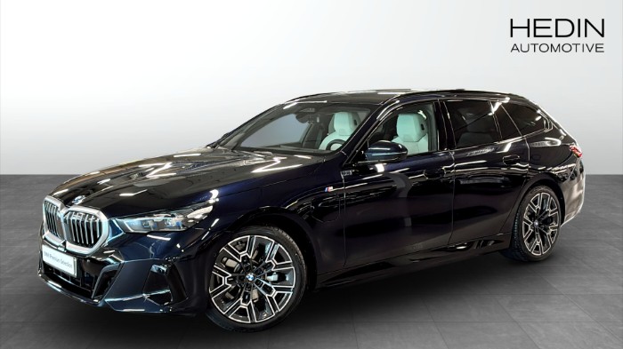 xDrive Touring M Sport Business Edt Parking Assist+ Travel