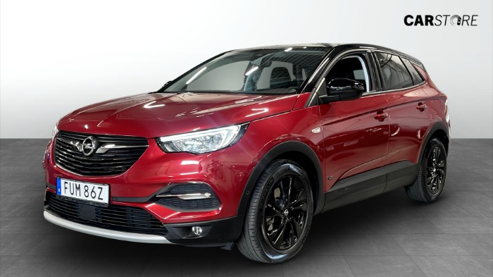 Plug-in hybrid, Navi, Apple carplay, Design line