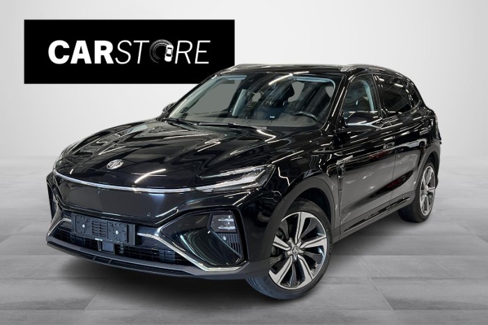 Performance AWD // Bose / 360°kamera / Nahat / Adapt. vakkari / Matrix LED / Panorama / 2x alut!
