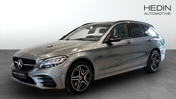 300 DE AMG Line Night Edition Dragkrok