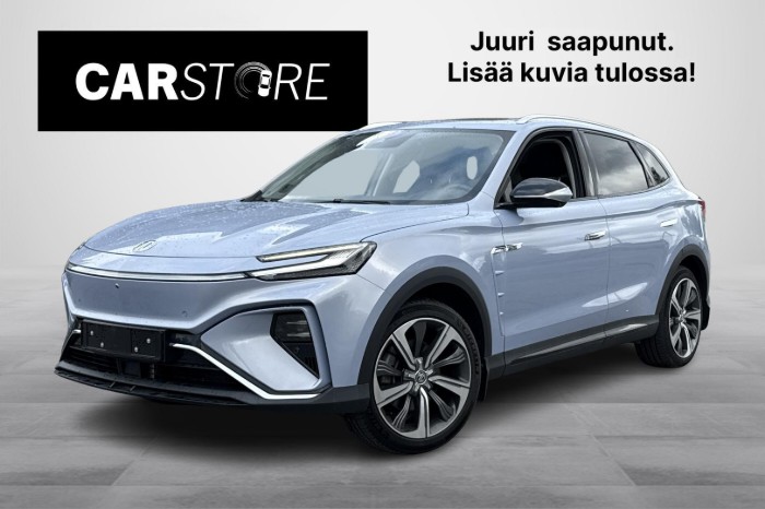 Performance AWD // 360° -kamera / Bose-äänentoisto / Ilmastoidut nahkaistuimet //