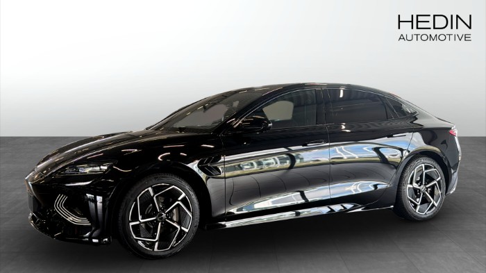EXCELLENCE AWD