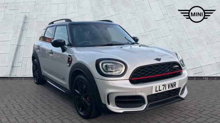 Countryman John Cooper Works 306HP