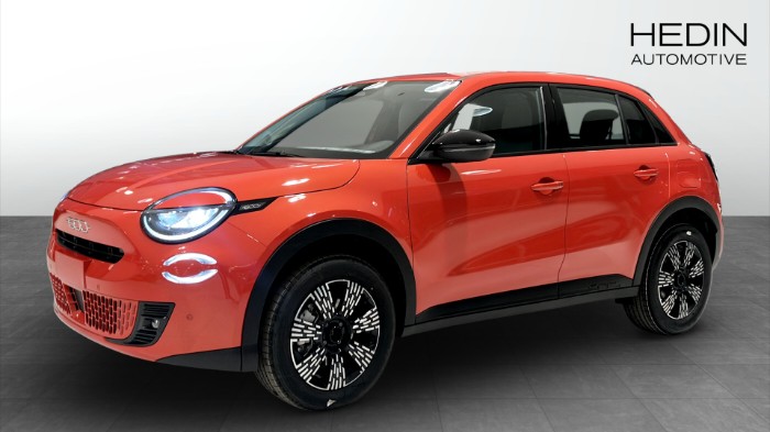 600 HEV ICON 1.2 110HK DCT6 FWD *HSX77U