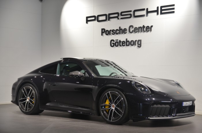 Carrera 4 GTS