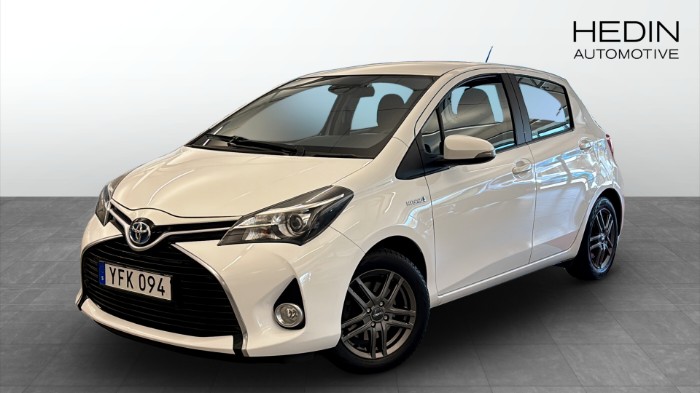 YARIS HYBRID Back-Kamera 75HK VINTERHJUL