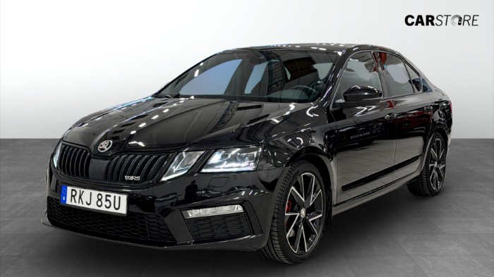 RS 2.0 TDI 4x4 (184hk) COCKPIT / VÄRMARE / DRAG