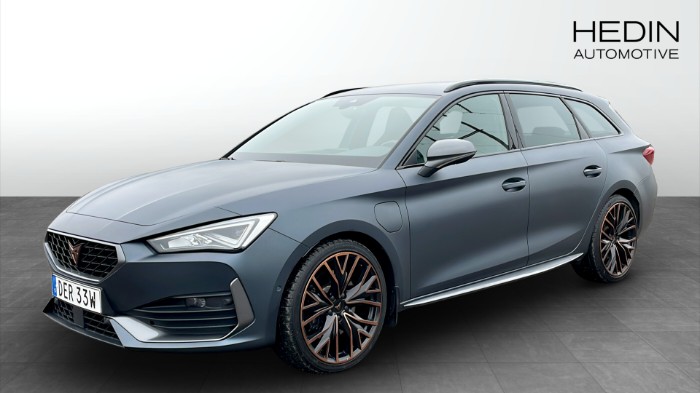 Sportstourer e-Hybrid DSG 245hk