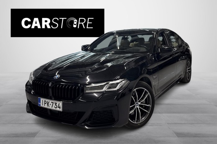 G30 Sedan 530e xDrive A Charged Edition M Sport // HUD / HIFI / ACC / Vetokoukku / Adapt. LED!