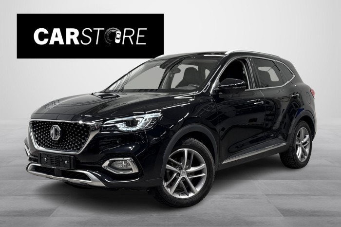 Luxury PHEV // 2 x Alut / 360° Kamera / Panoraama / Adapt. vakkari / Tutkat eteen ja taakse / Navi