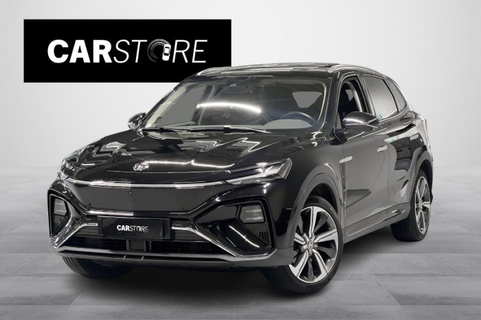 Performance AWD // Matrix LED / Keyless / Bose / Ilm. nahat / Muistipenkki / 360° kamera / ACC!