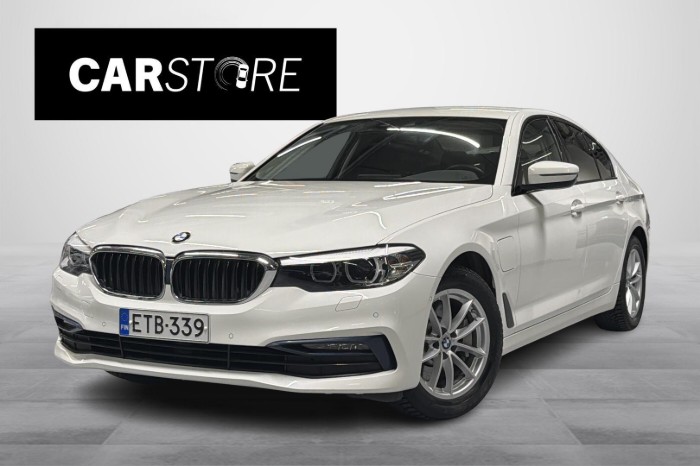 G30 Sedan 530e xDrive A Charged Edition Sport // Sport-Penkit / Kamera / Hifit / Vakkari //