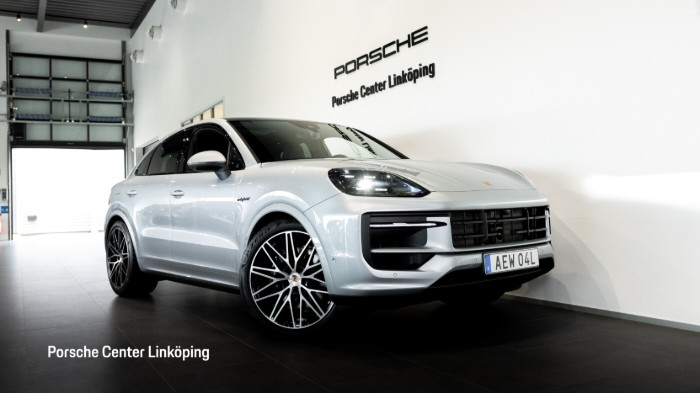 E-Hybrid Coupé / Omgående leverans