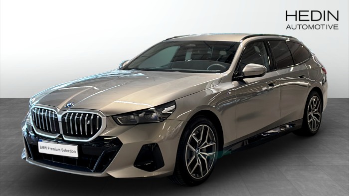 XDRIVE40 TOURING M Sport Driving Ass. Plus Rattvärme
