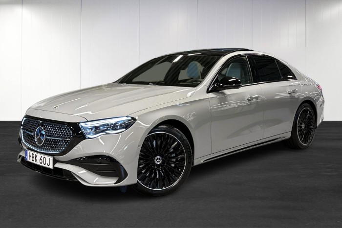 300 DE 4MATIC  | Amg line | Night | Pano |