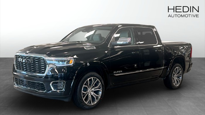 RAM 1500 TUNGSTEN CREW CAB