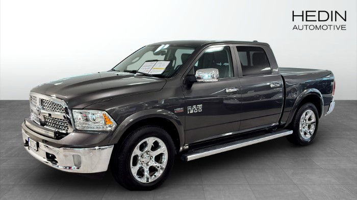 1500 LARAMIE CREW CAB 4X4