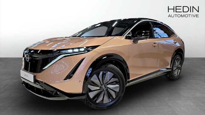 63kWh EVOLVE 2WD 22kw charger