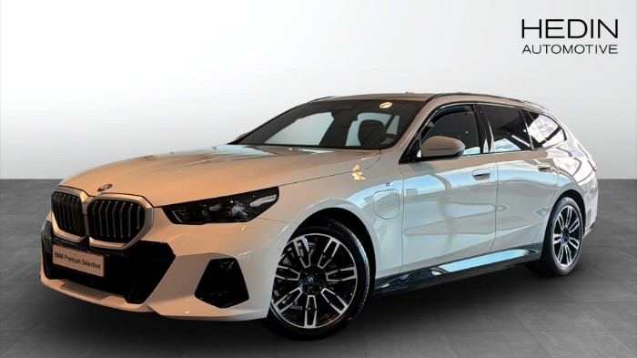 xDrive Touring M-Sport Adaptiv Farth H/K Dragkrok