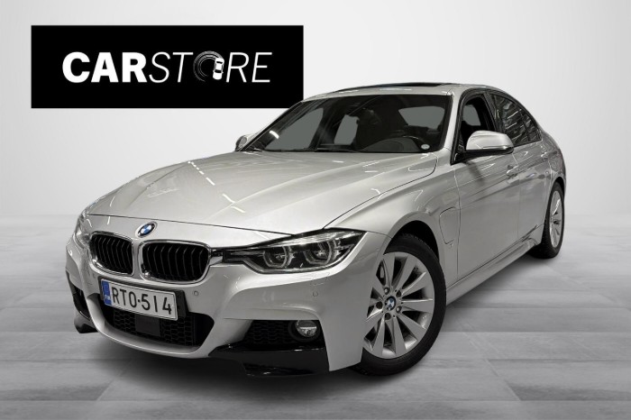 F30 Sedan 330e A Business Exclusive Edition M Sport // / Adapt. Vakkari / Kattoluukku / H&K / HUD /