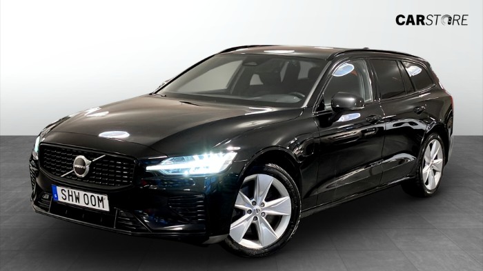 Recharge T6 AWD 350hk R-Design Kamera H/K Navi