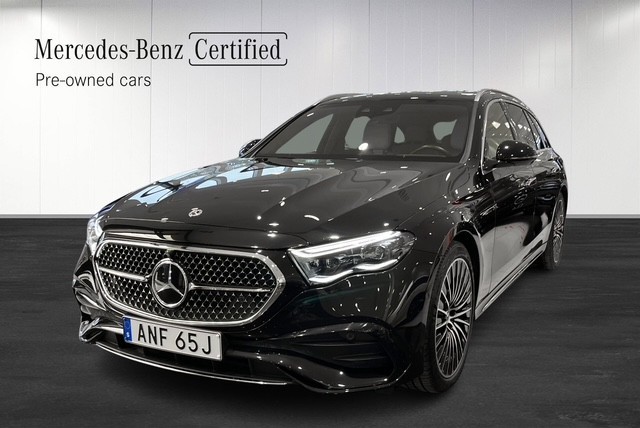 300 E // PREMIUM PLUS // AIRMATIC //