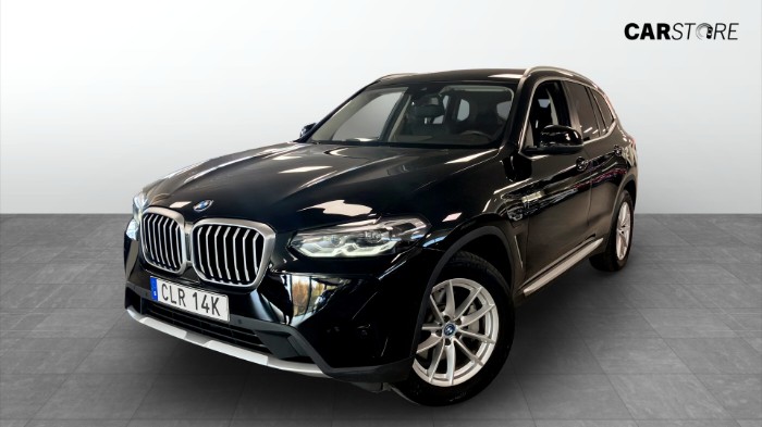 XDRIVE 30E NAVI KAMERA 360KR SKATT