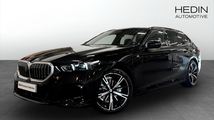 xDrive Touring M Sport Drag H/K