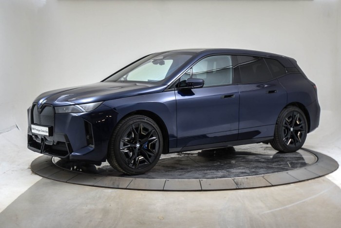 xDrive60 Fully Charged M Sport (K)