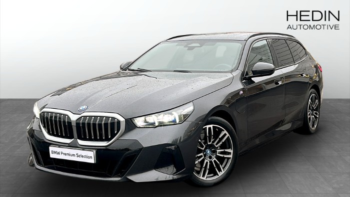 xDrive Touring M sport Active edition Drag