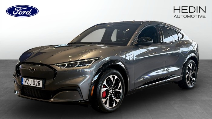 Premium AWD Standard Range | Leasebar Standard Range AWD, 269hk Pano, EL stolar