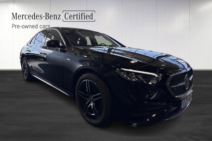 300 E 4MATIC SEDAN / DEMO / AMG / DRAG / PANORAMA