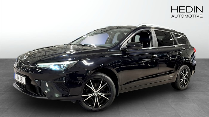 Luxury Long Range 61kWh 156hk