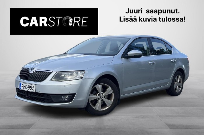 1,2 TSI Style DSG Autom. // Lohko ja sisäpistoke / Tutkat / Autom. ilmastointi / Kaukovaloavustin //