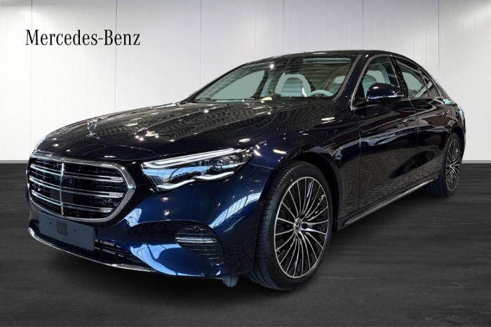 300 e | EXCLUSIVE Premium | Superscreen | Panorama |