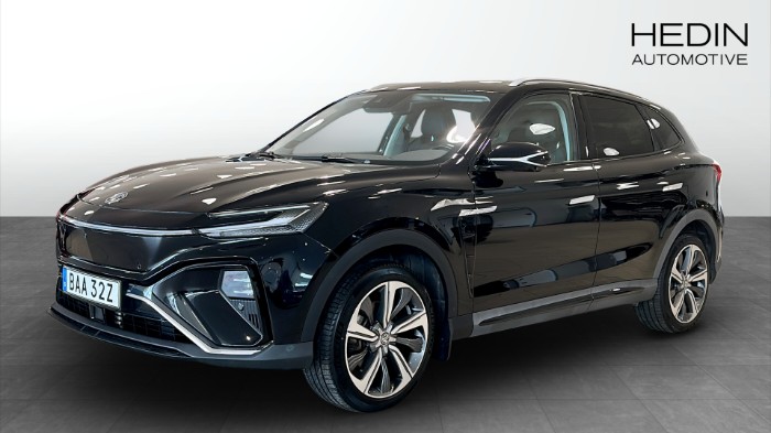 PERFORMANCE AWD *LADDKORT 15.000 kr*