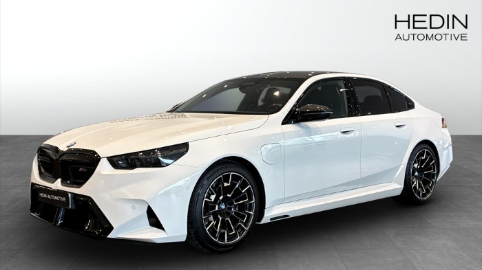 Sedan M Carbon, Dragkrok, M Compound Bromsar