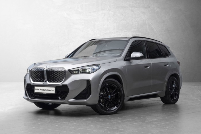 xDrive30 Fully Charged Premium E. (K)