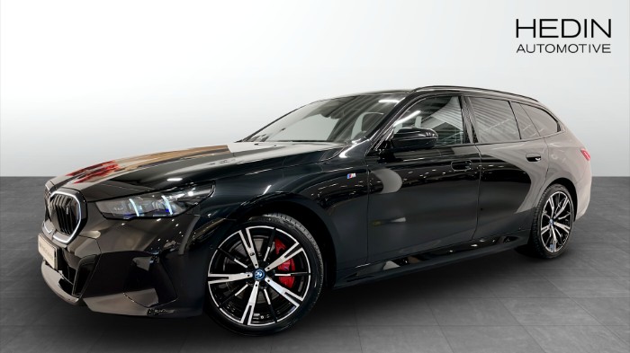 xDrive40 Touring M Sport Pro Dragkrok H/K Tonade rutor 20"