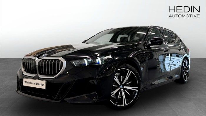 xDrive Touring M Sport Drag H/K