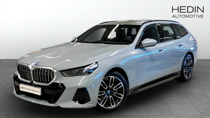 530E XDRIVE TOURING