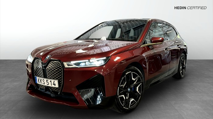 xDrive 50 Exclusive Sport | Adaptiv luft / Multi-stol / BW