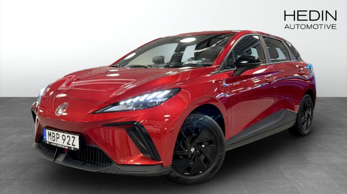 SR | Car Play | 51 KWH |