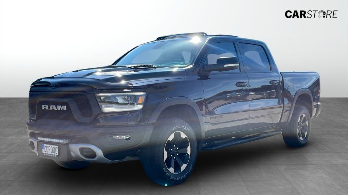 1500 Rebel Crew Cab, 5,7 V8, Navi, Pano, *DRAG*